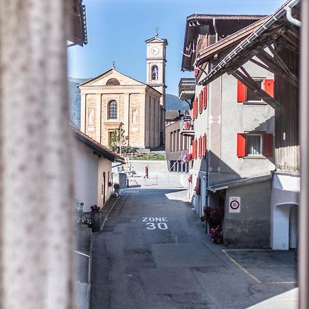 Hotel Cualmet - Aktiv erholen und geniessen Tiefencastel Buitenkant foto